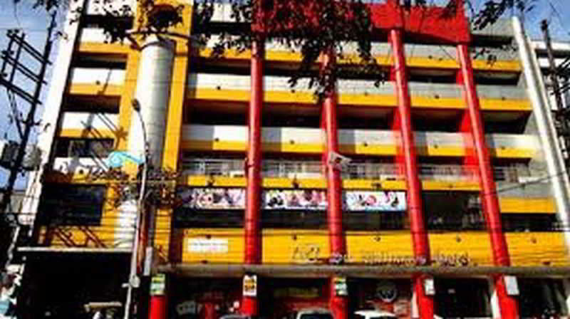 Sir William'S Hotel Quezon City Exterior foto